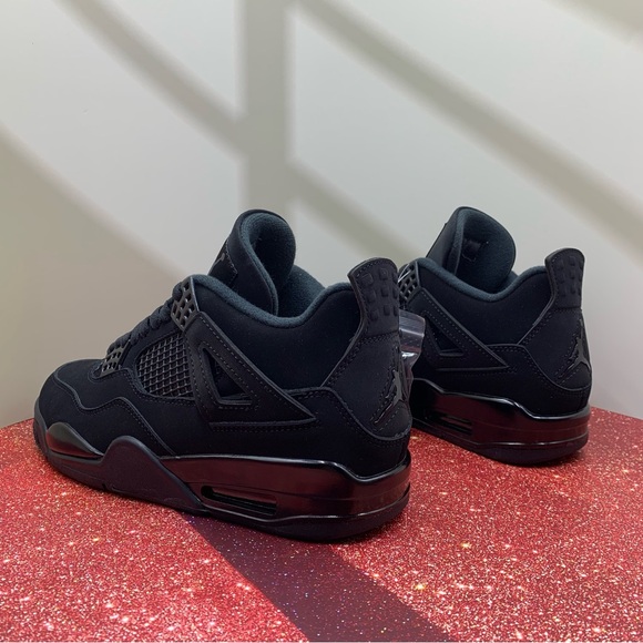 Extraordinary charm man’s size 9.5 Black Cat Jordan Air Jordan 4 - Picture 4 of 7